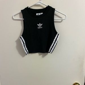 Adidas Cropped Top. Size 2XS